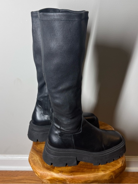 Zara Women’s Knee-High boots with a Treaded Lug Sole with side zipper 36/6 - Picture 6 of 11